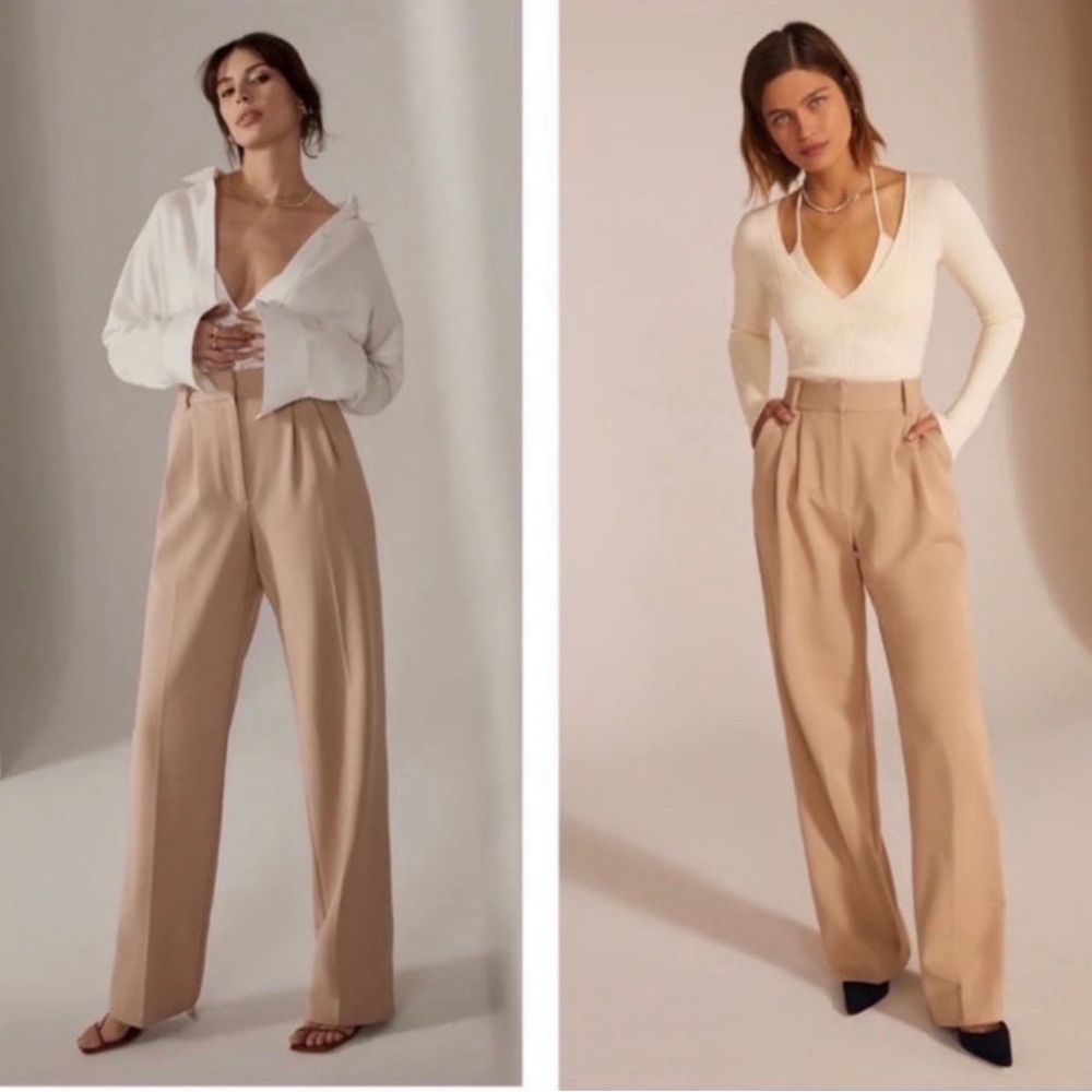 FAVORITE DAUGHTER The Favorite Pant Shortie Pleated Trouser in Beige Womens 12